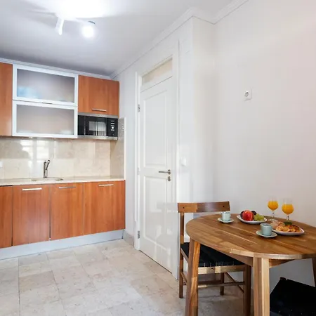 Madalena Exclusive Lisboa